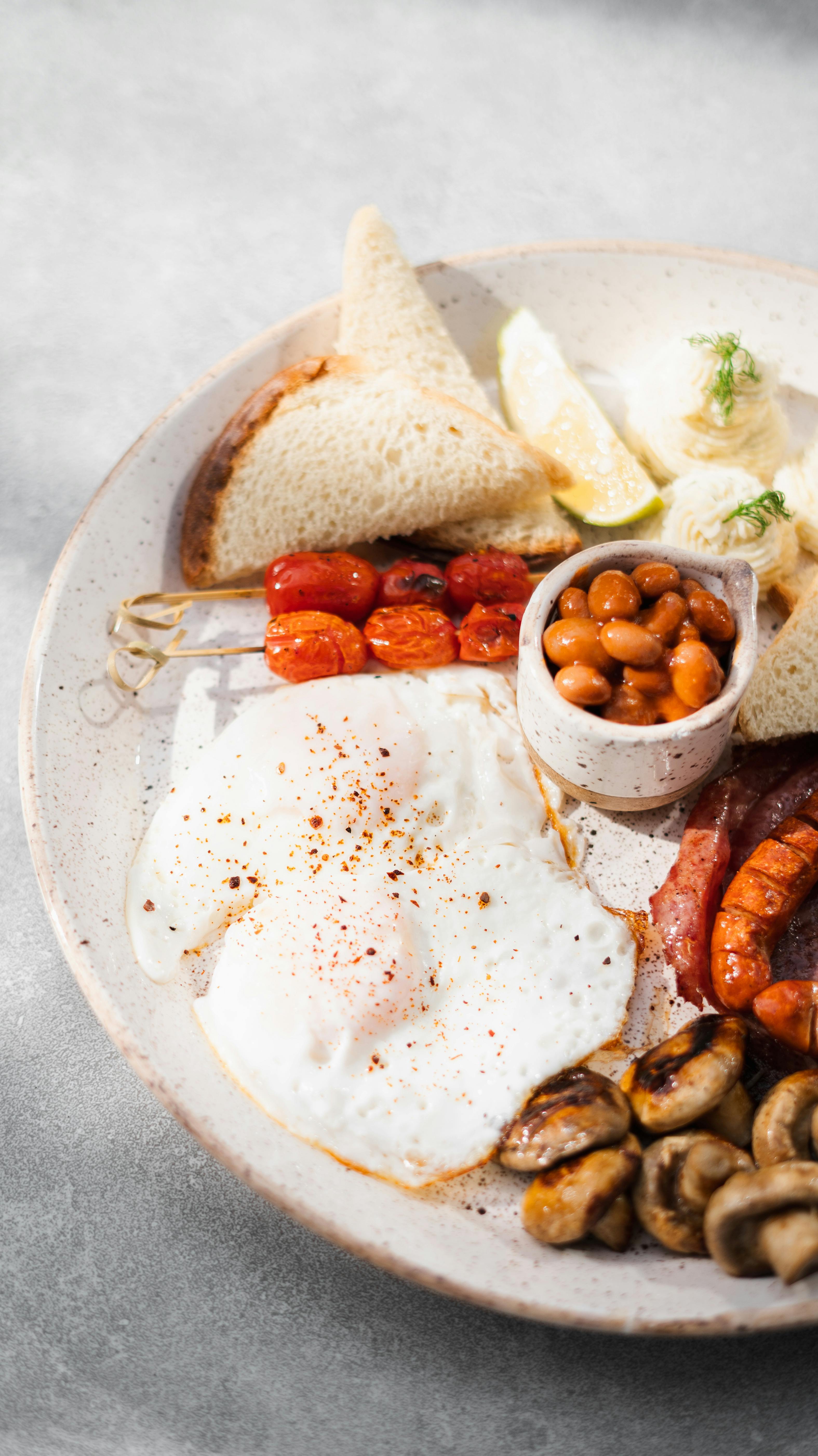 เริ่มต้นวันหยุดพักผ่อนด้วย All Day Brunch สุดอลังการ